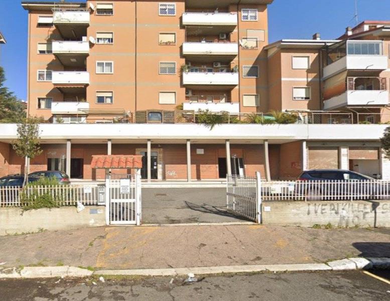 casa indipendente in vendita a Roma in zona Torre Spaccata