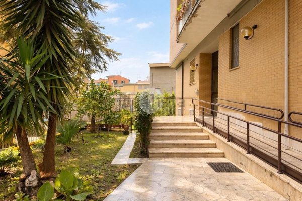 appartamento in vendita a Roma in zona Collatino