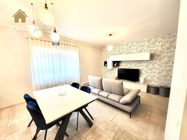 appartamento in vendita a Roma in zona Appio Claudio