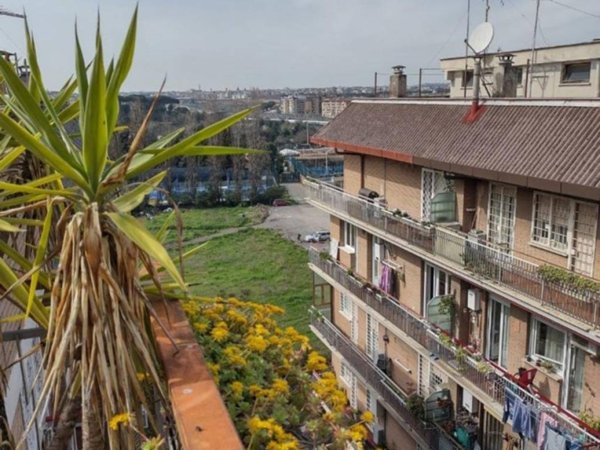 appartamento in vendita a Roma in zona Collatino