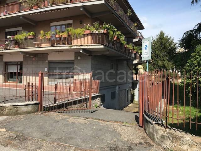 ufficio in vendita a Roma in zona Grottarossa
