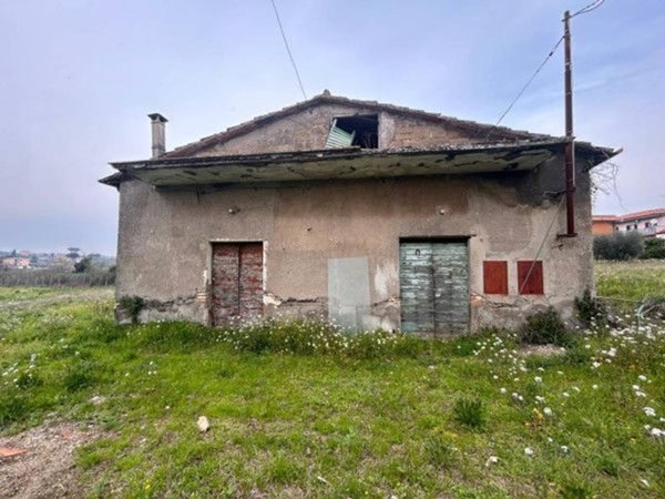 casa indipendente in vendita a Roma in zona Finocchio