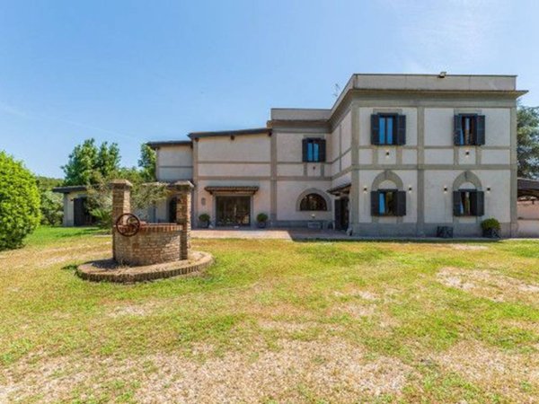 casa indipendente in vendita a Roma in zona Torricola