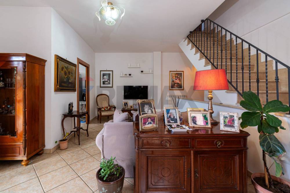 casa indipendente in vendita a Roma in zona Acilia