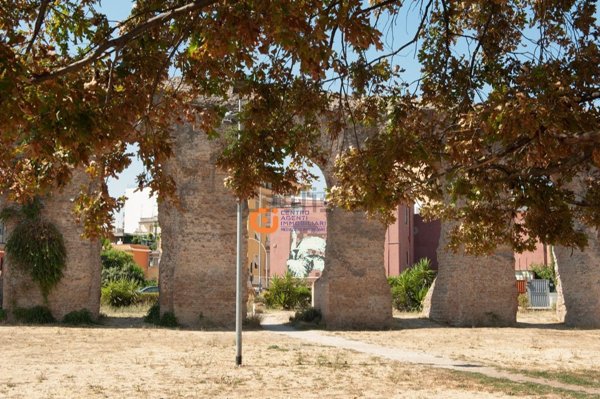 appartamento in vendita a Roma in zona Tuscolano