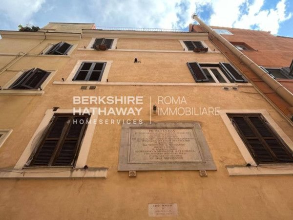 ufficio in vendita a Roma in zona Trastevere