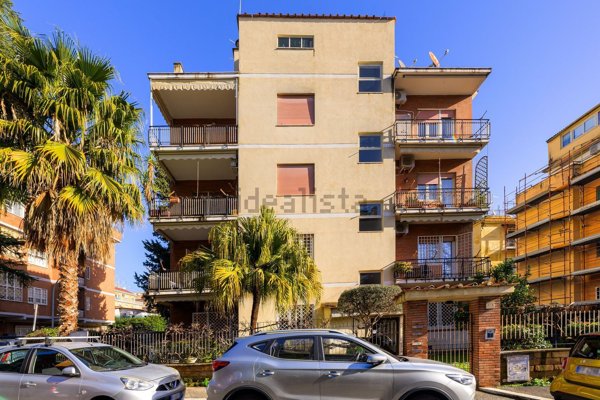 appartamento in vendita a Roma in zona Monte Sacro/Talenti