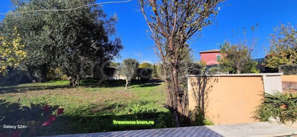 casa indipendente in vendita a Roma in zona Mezzocammino