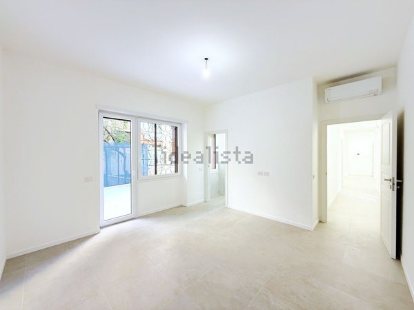 appartamento in vendita a Roma in zona Monte Sacro/Talenti