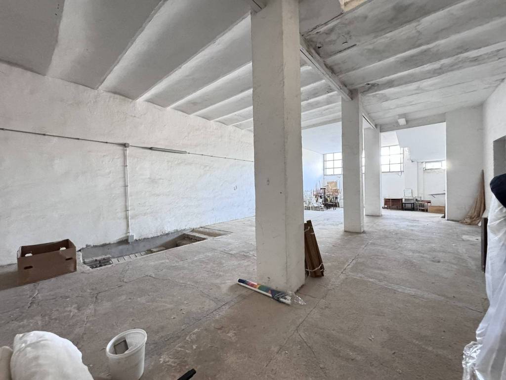 negozio in vendita a Roma in zona Tiburtino