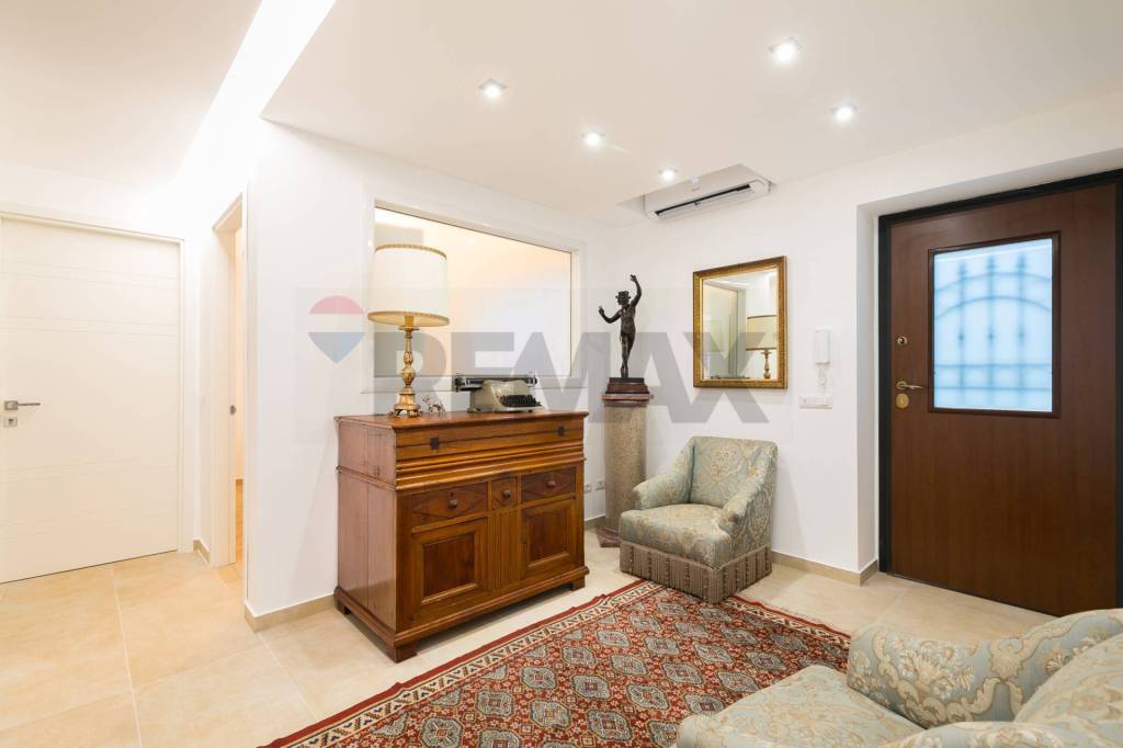 ufficio in vendita a Roma in zona Collatino