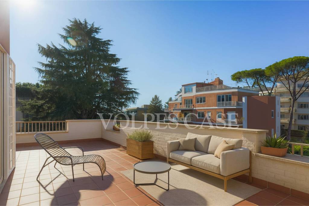 appartamento in vendita a Roma in zona Della Vittoria
