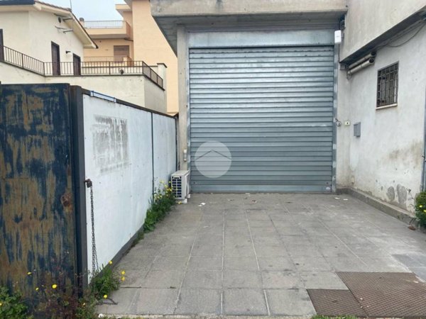 appartamento in vendita a Roma in zona Castelverde