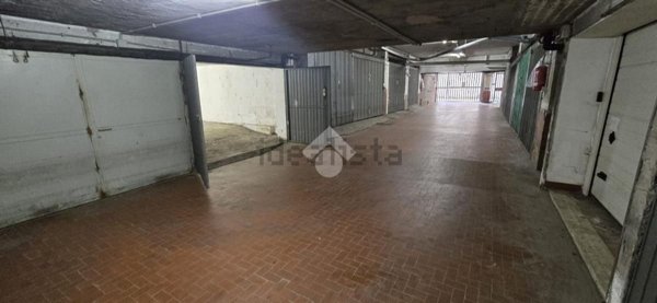 locale di sgombero in vendita a Roma in zona Ostia