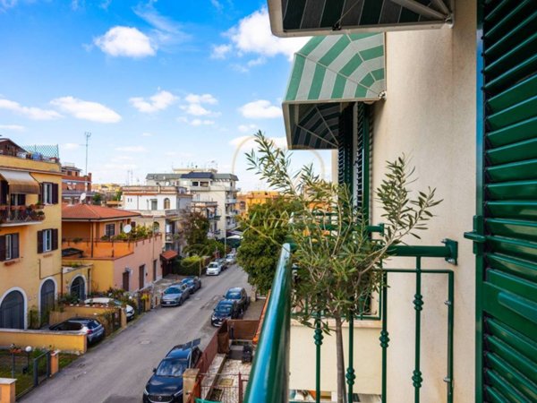 appartamento in vendita a Roma in zona Alessandrino