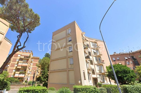 appartamento in vendita a Roma in zona Cinecittà