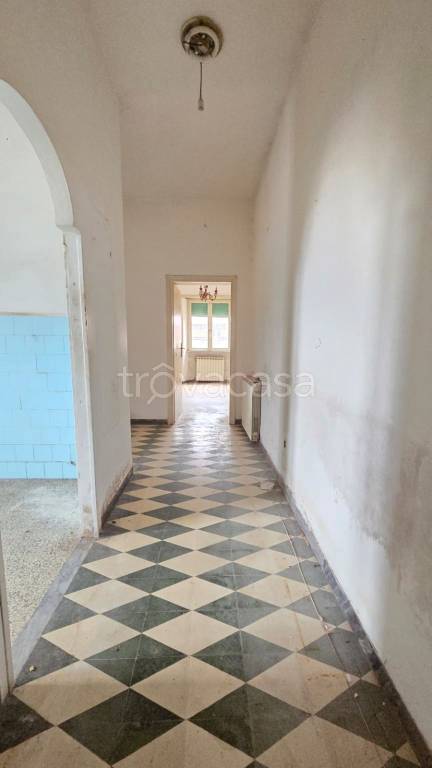 appartamento in vendita a Roma in zona Colle del Sole