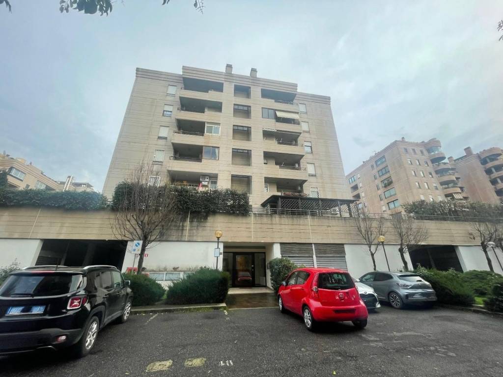 appartamento in vendita a Roma in zona Torrino