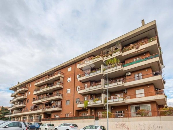 appartamento in vendita a Roma in zona Tor Vergata/Torrenova