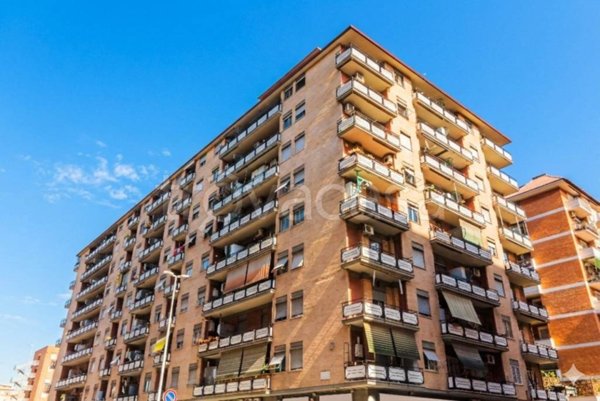 appartamento in vendita a Roma in zona Tuscolano