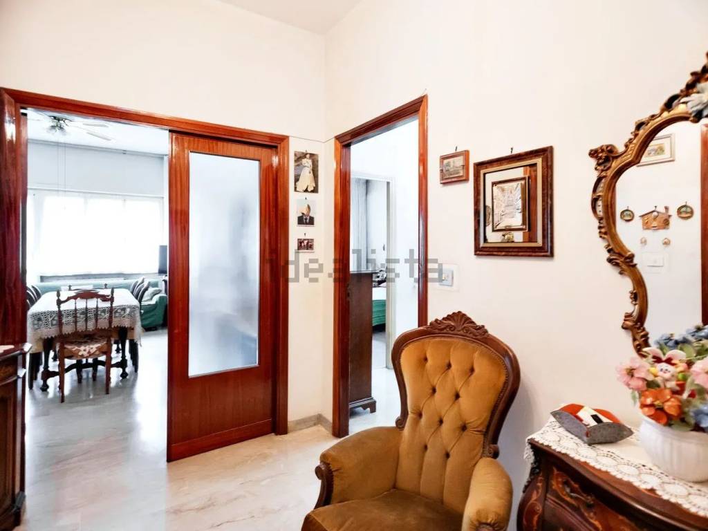 appartamento in vendita a Roma in zona Trastevere