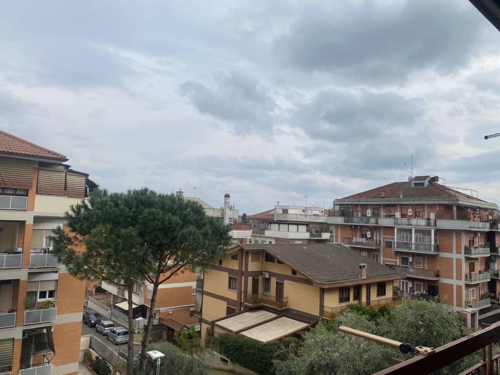 appartamento in vendita a Roma in zona Torrevecchia