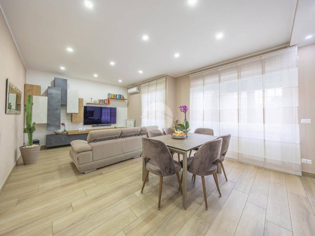 appartamento in vendita a Roma in zona Ponte Mammolo