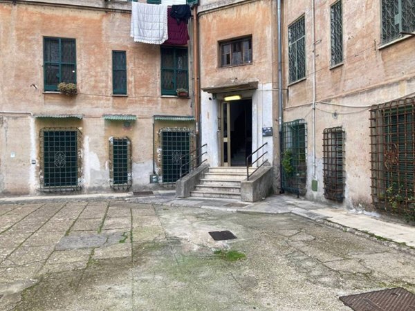 appartamento in vendita a Roma in zona Ostiense