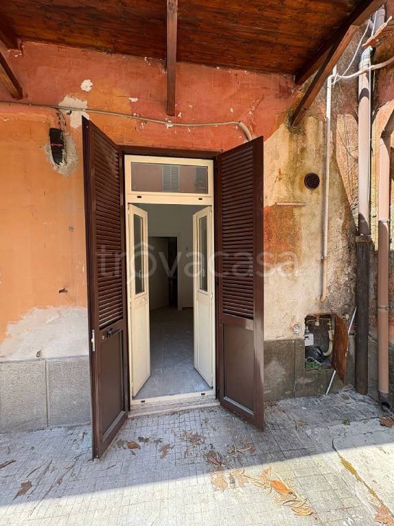 appartamento in vendita a Roma in zona Trastevere