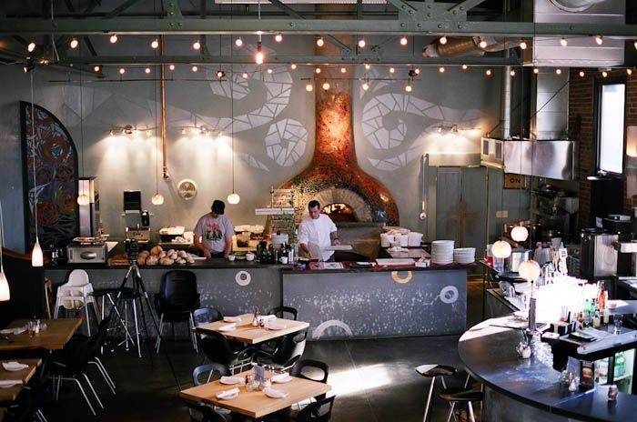 negozio in vendita a Roma in zona Appio Claudio