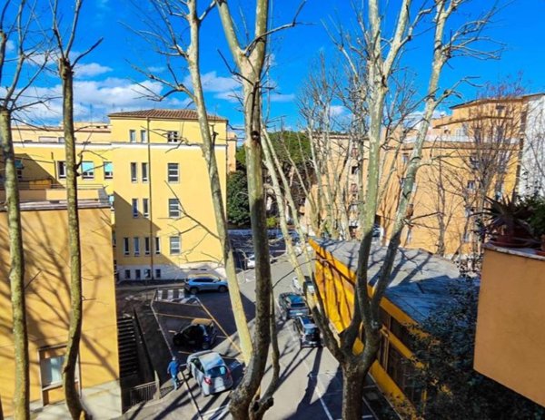 appartamento in vendita a Roma in zona Ostiense