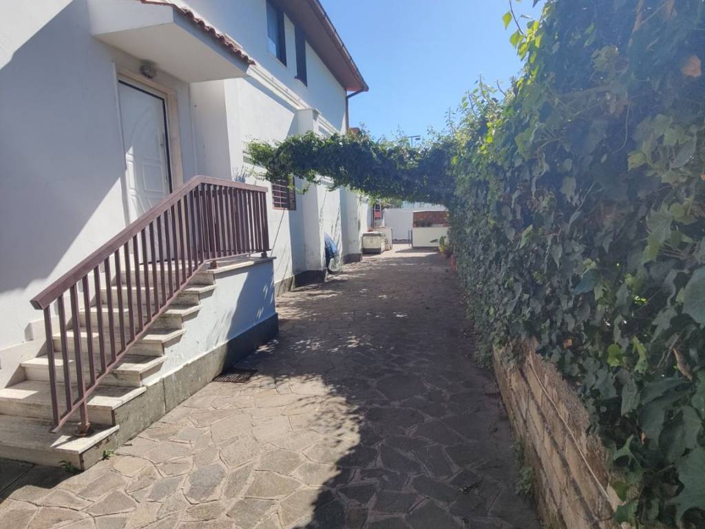 appartamento in vendita a Roma in zona Trigoria