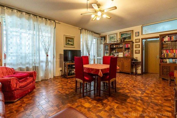 appartamento in vendita a Roma in zona Corviale