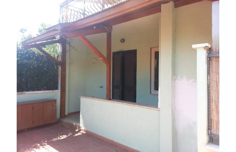 appartamento in vendita a Roma in zona Giardini di Corcolle