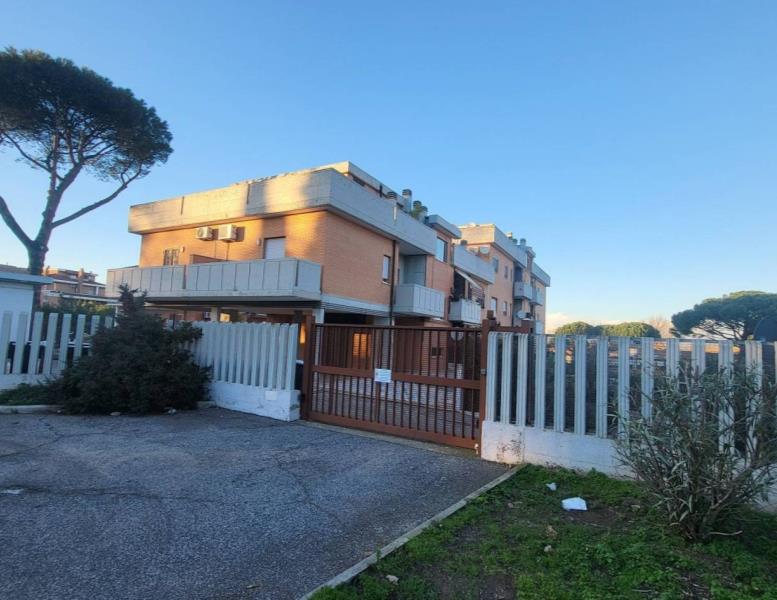 appartamento in vendita a Roma in zona Romanina