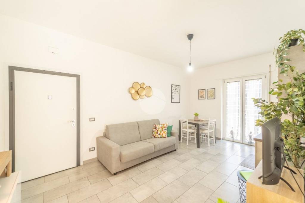 appartamento in vendita a Roma in zona Finocchio
