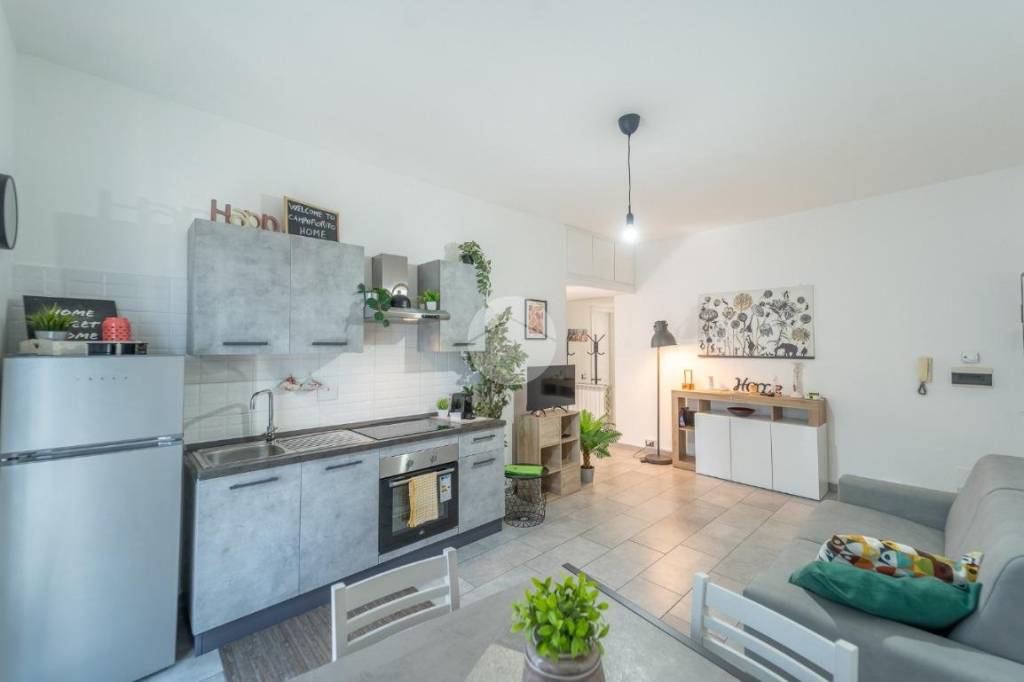 appartamento in vendita a Roma in zona Finocchio