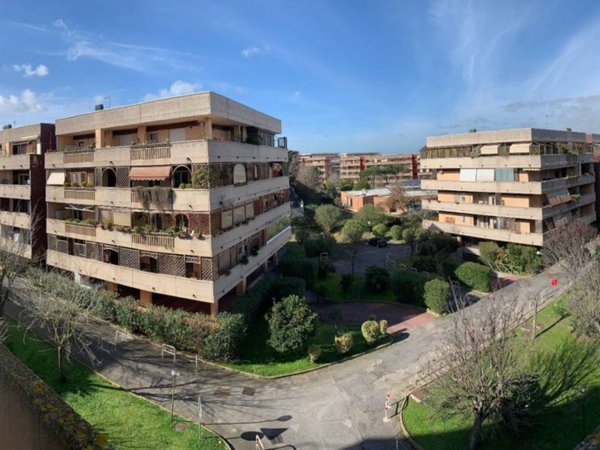 appartamento in vendita a Roma in zona Acilia