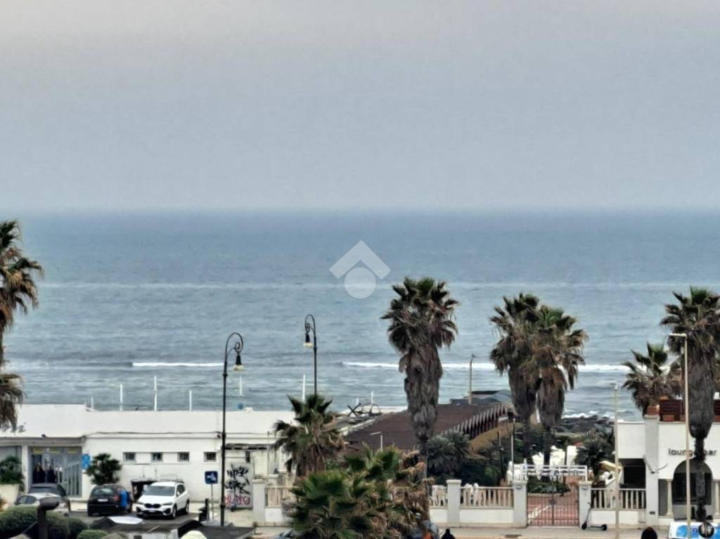 appartamento in vendita a Roma in zona Ostia