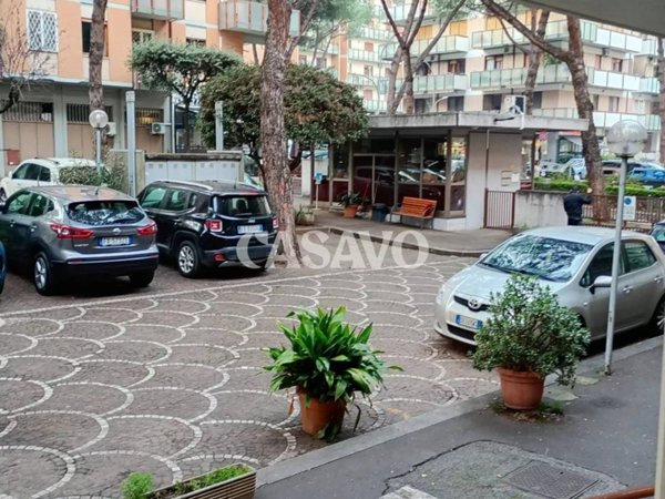 appartamento in vendita a Roma in zona Ardeatino