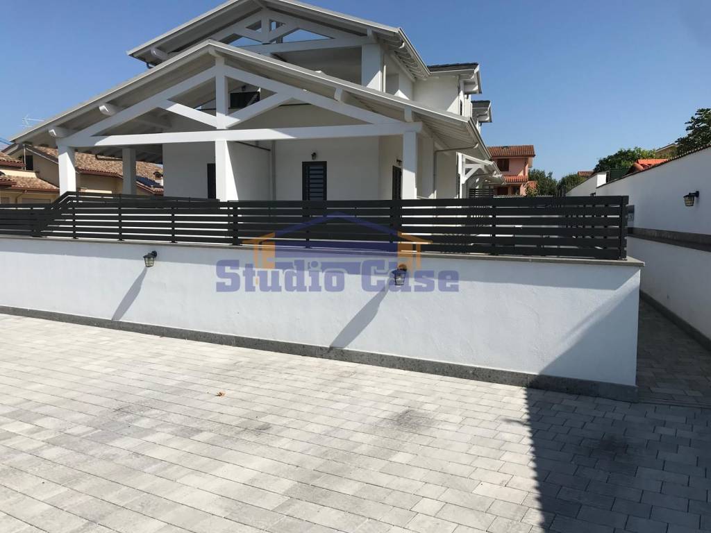 casa indipendente in vendita a Roma in zona Torrevecchia