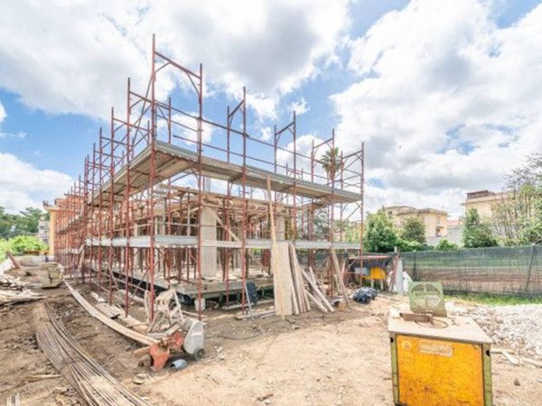 casa indipendente in vendita a Roma in zona Tor Vergata/Torrenova