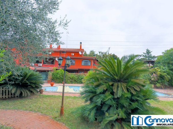 casa indipendente in vendita a Roma in zona Trigoria