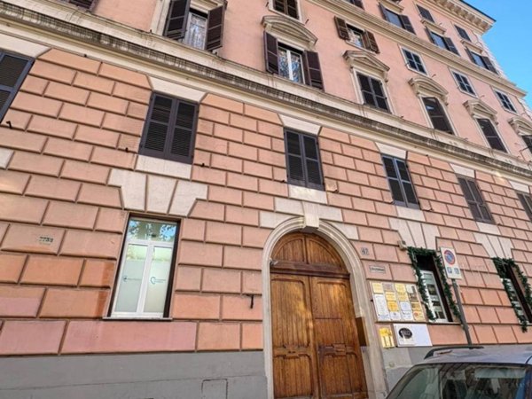 appartamento in vendita a Roma in zona Rione Prati