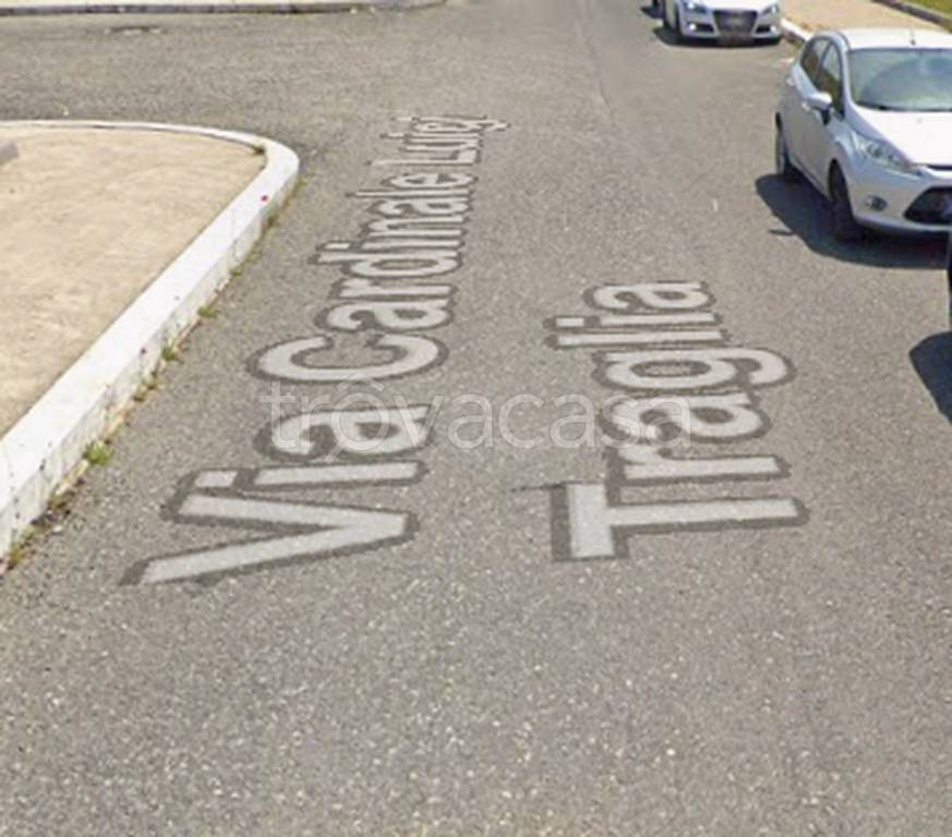 appartamento in vendita a Roma in zona Ponte di Nona