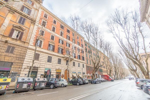appartamento in vendita a Roma in zona Esquilino