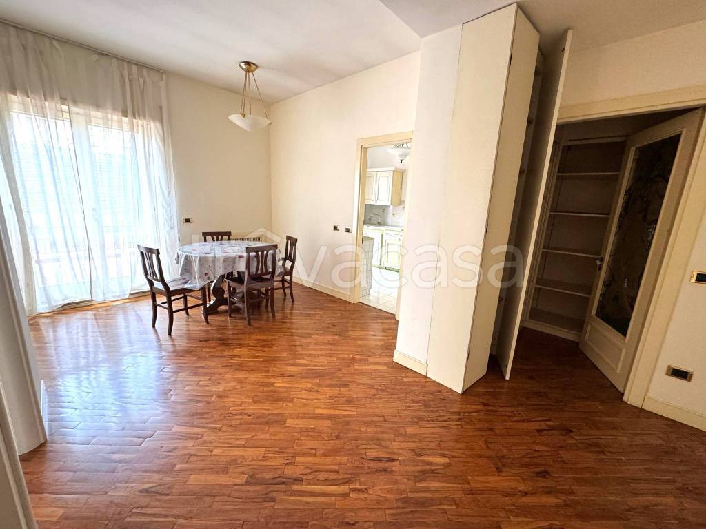 appartamento in vendita a Roma in zona Ostia