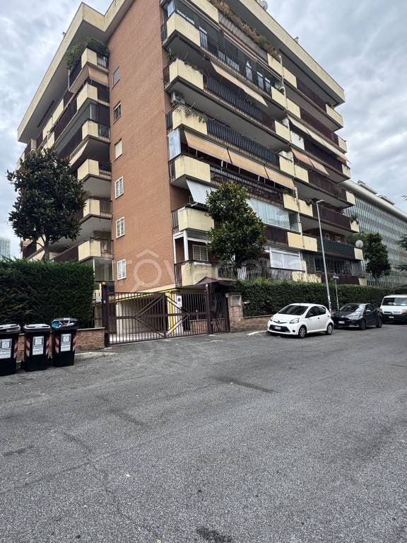 appartamento in vendita a Roma in zona Torrino