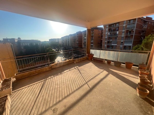 appartamento in vendita a Roma in zona Prenestino-Centocelle