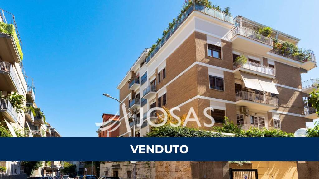 appartamento in vendita a Roma in zona Tor di Quinto